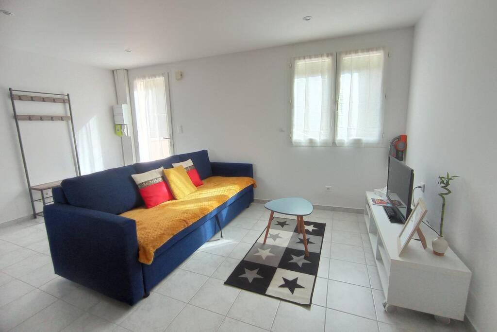 Appartement Neuf Tout Confort Aubenas Exterior foto
