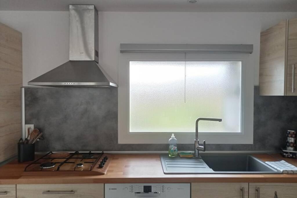 Appartement Neuf Tout Confort Aubenas Exterior foto